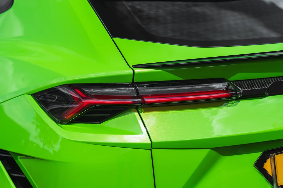 2024 Lamborghini Urus Performante - Image 24 of 31
