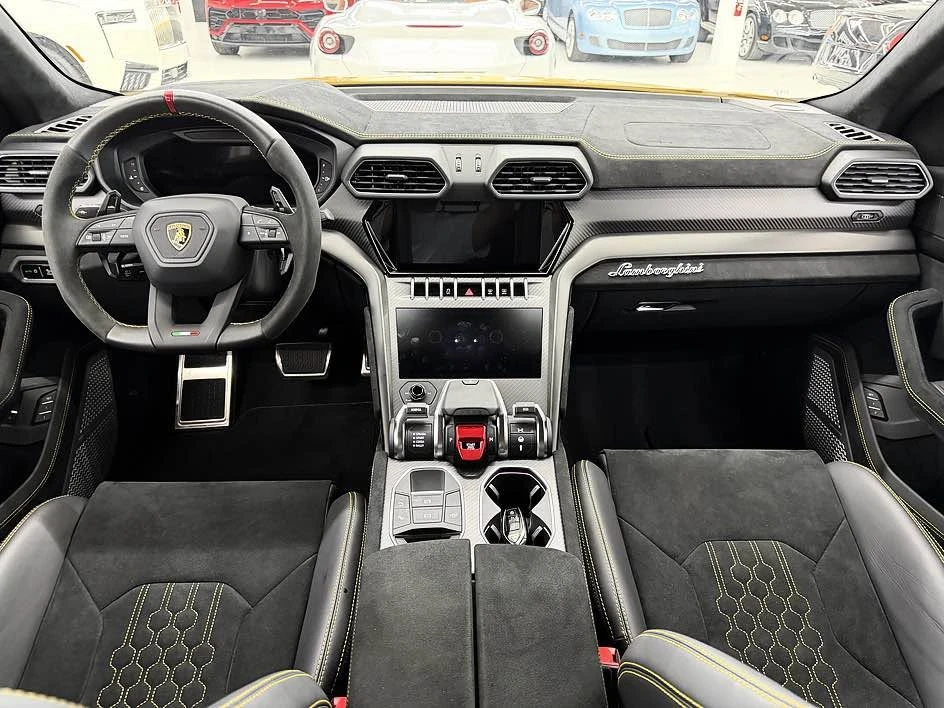 2024 Lamborghini Urus Performante - Image 19 of 20