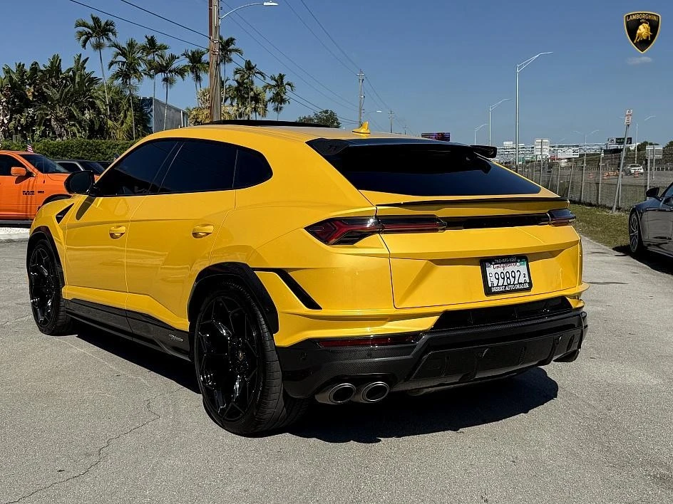 2024 Lamborghini Urus Performante - Image 11 of 31