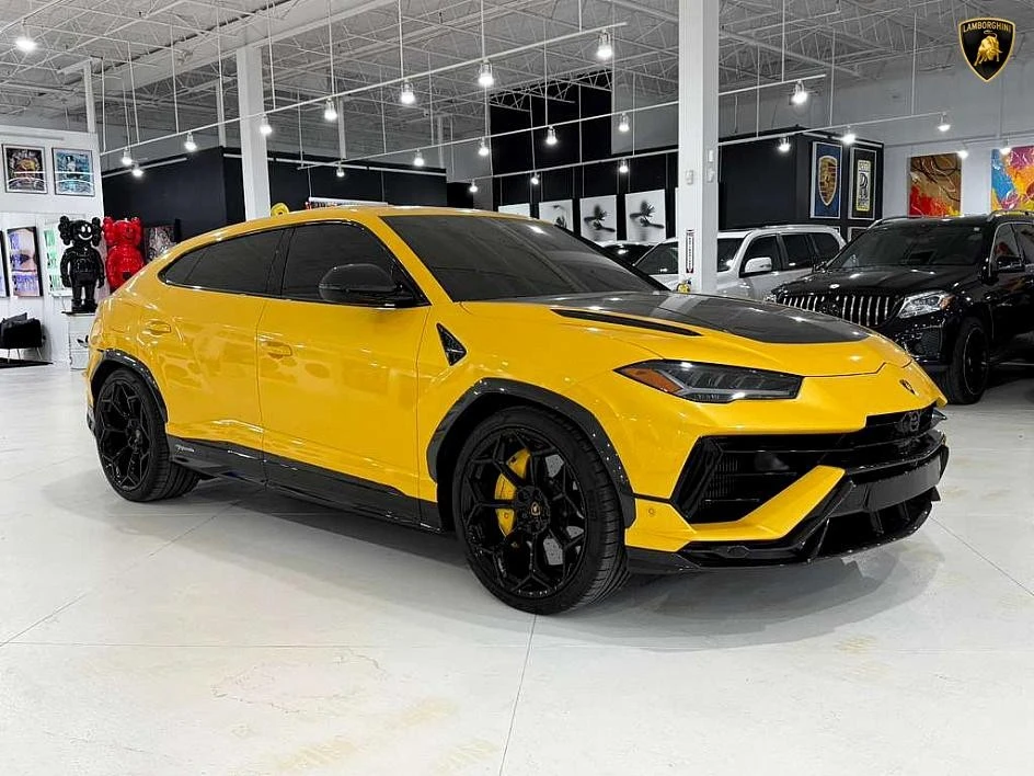 2024 Lamborghini Urus Performante - Image 17 of 31