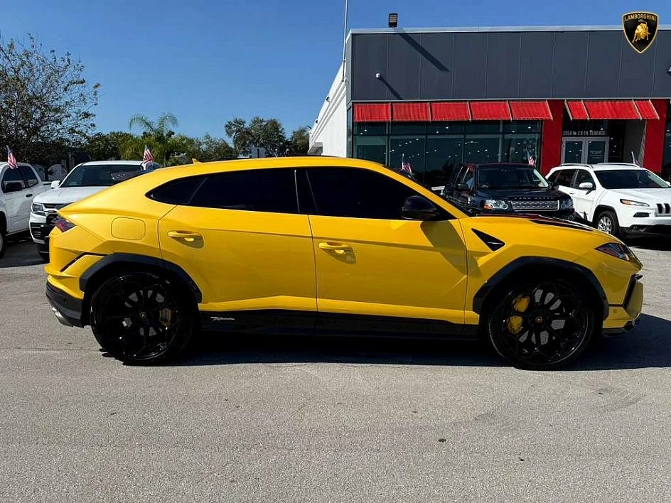 2024 Lamborghini Urus Performante - Image 12 of 31