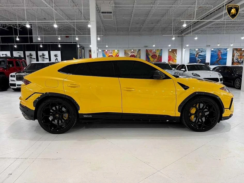 2024 Lamborghini Urus Performante - Image 21 of 31