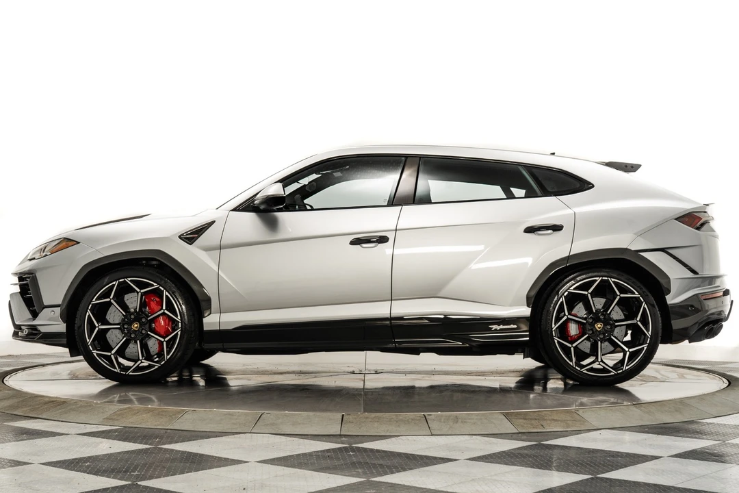 2024 Lamborghini Urus Performante - Image 6 of 12