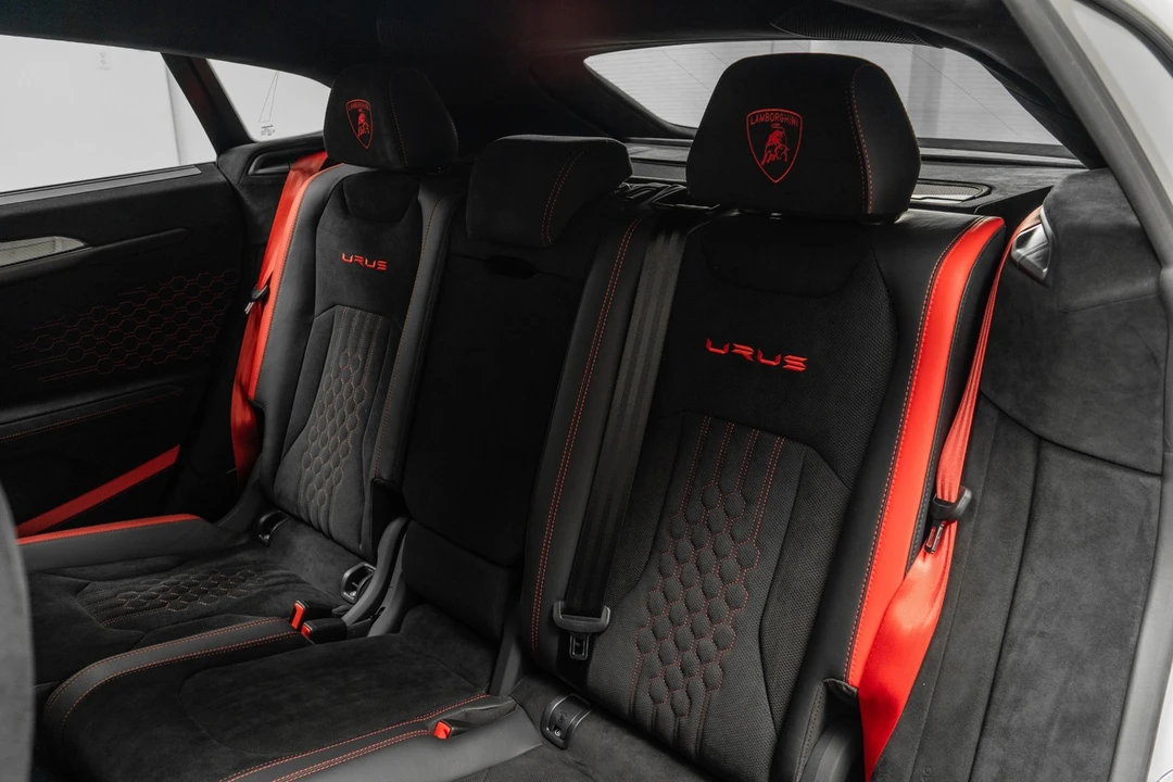 2024 Lamborghini Urus Performante - Image 16 of 21