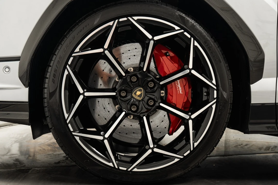 2024 Lamborghini Urus Performante - Image 10 of 21