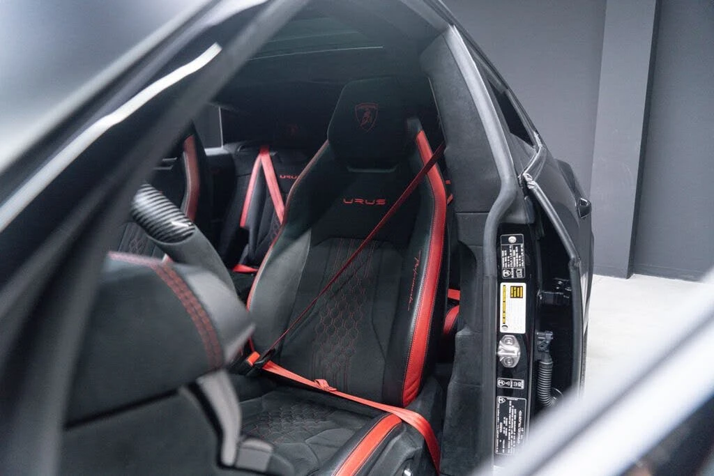 2024 Lamborghini Urus Performante - Image 31 of 31