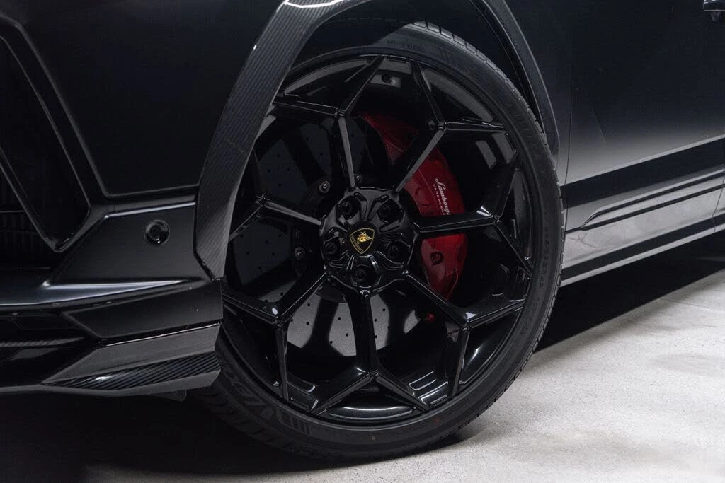 2024 Lamborghini Urus Performante - Image 3 of 31