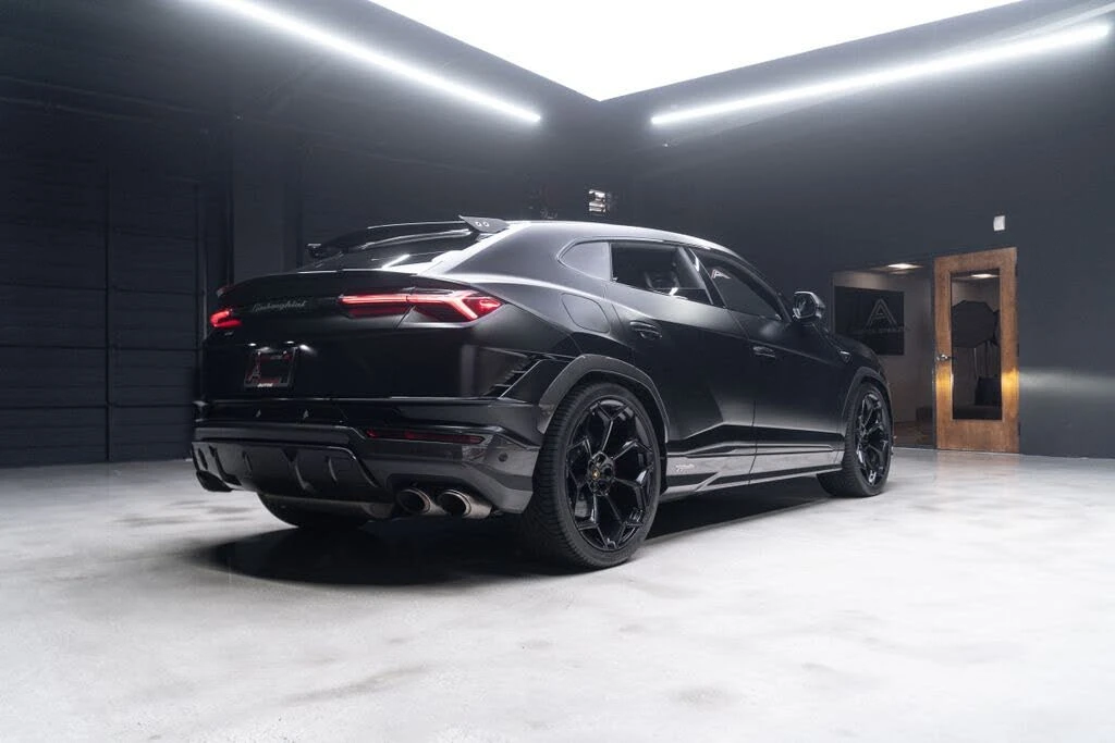 2024 Lamborghini Urus Performante - Image 17 of 31