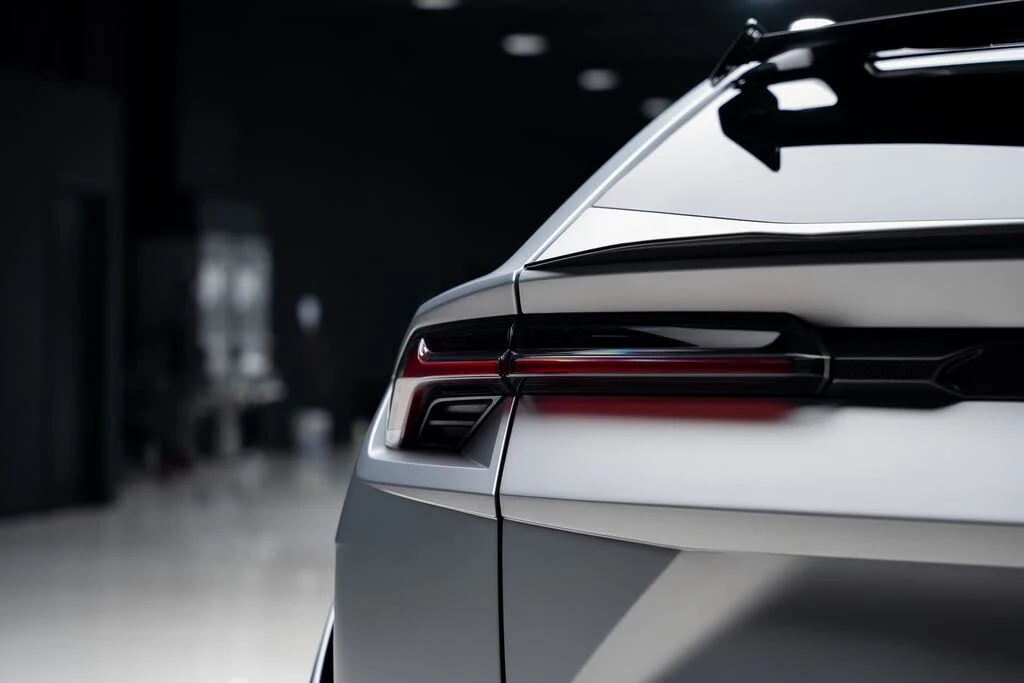 2024 Lamborghini Urus Performante - Image 29 of 31