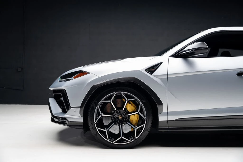 2024 Lamborghini Urus Performante - Image 19 of 31