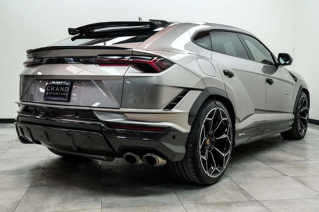 2024 Lamborghini Urus Performante - Image 12 of 31