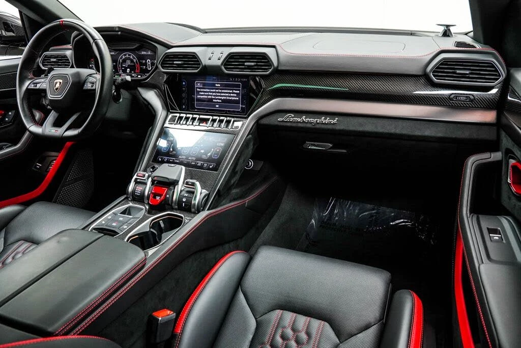 2024 Lamborghini Urus Performante - Image 22 of 31