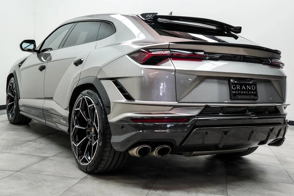 2024 Lamborghini Urus Performante - Image 11 of 31