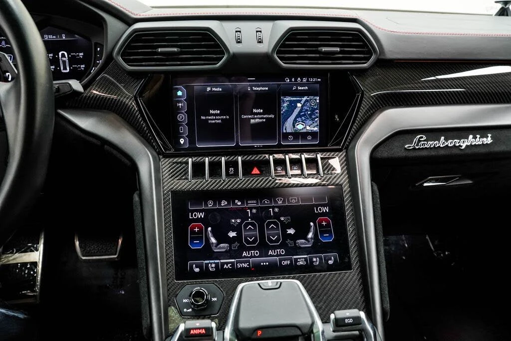 2024 Lamborghini Urus Performante - Image 24 of 31