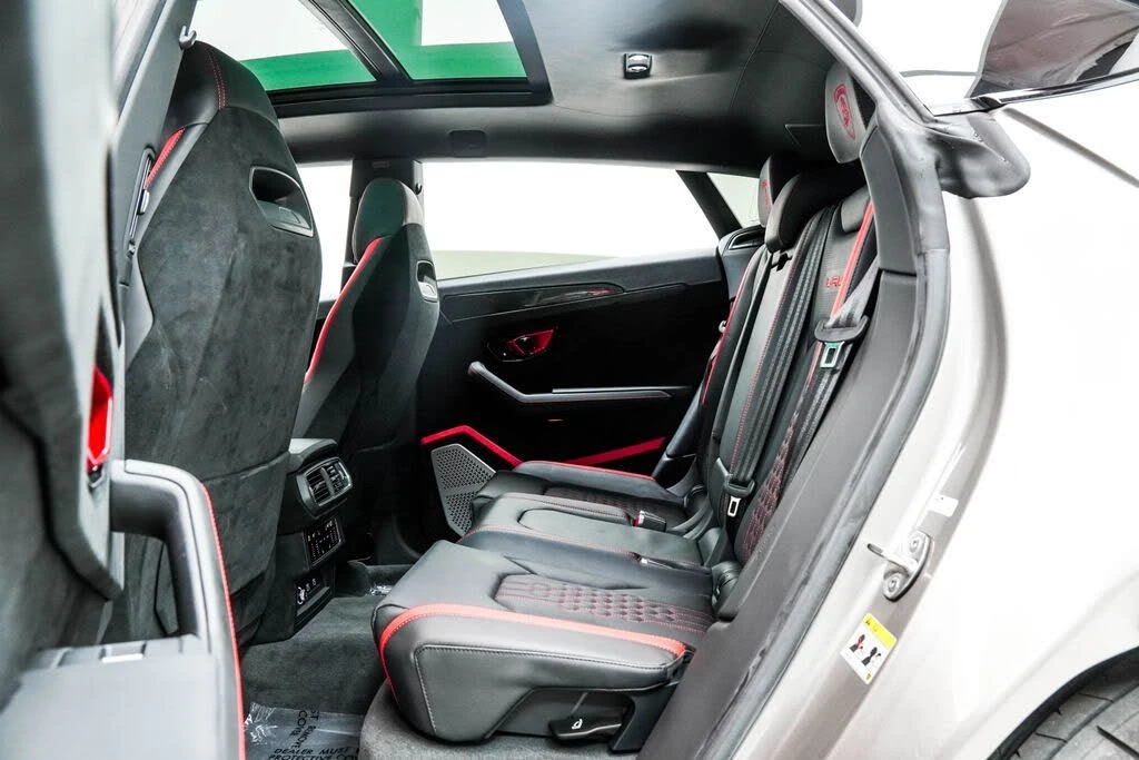2024 Lamborghini Urus Performante - Image 18 of 31
