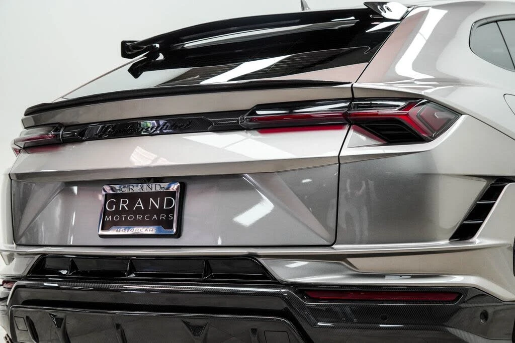 2024 Lamborghini Urus Performante - Image 13 of 31