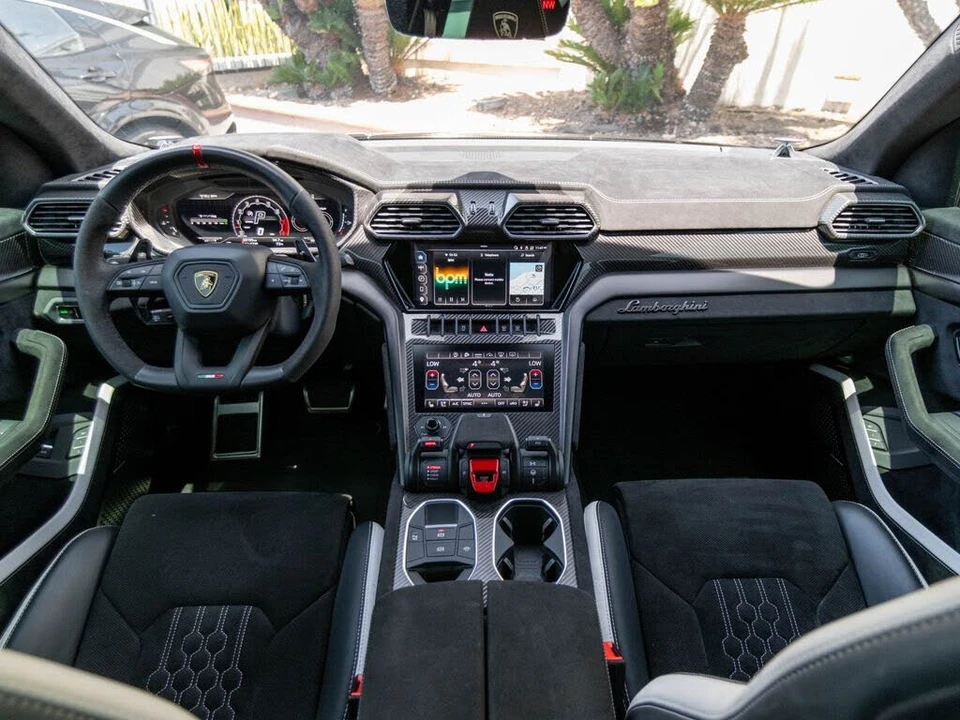 2024 Lamborghini Urus Performante - Image 7 of 31