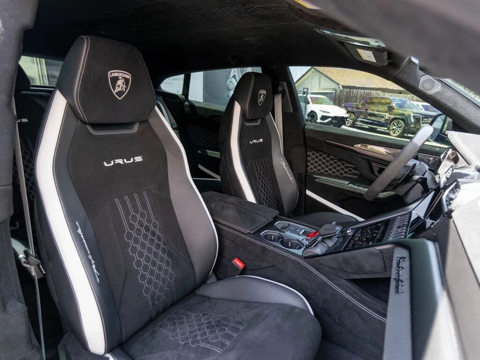 2024 Lamborghini Urus Performante - Image 8 of 31