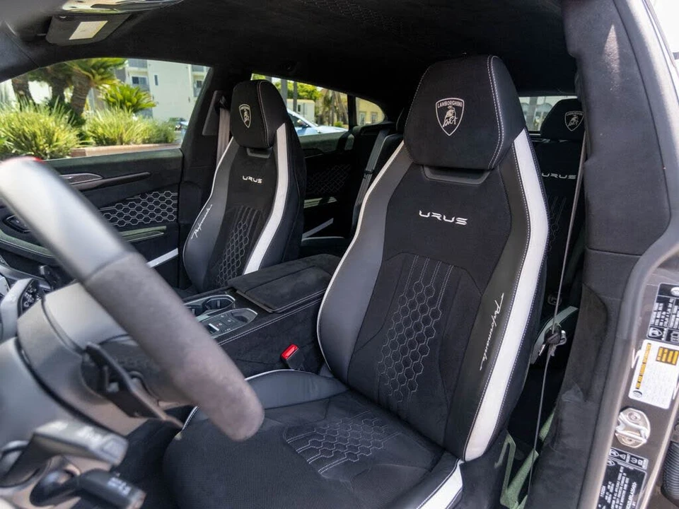 2024 Lamborghini Urus Performante - Image 17 of 31