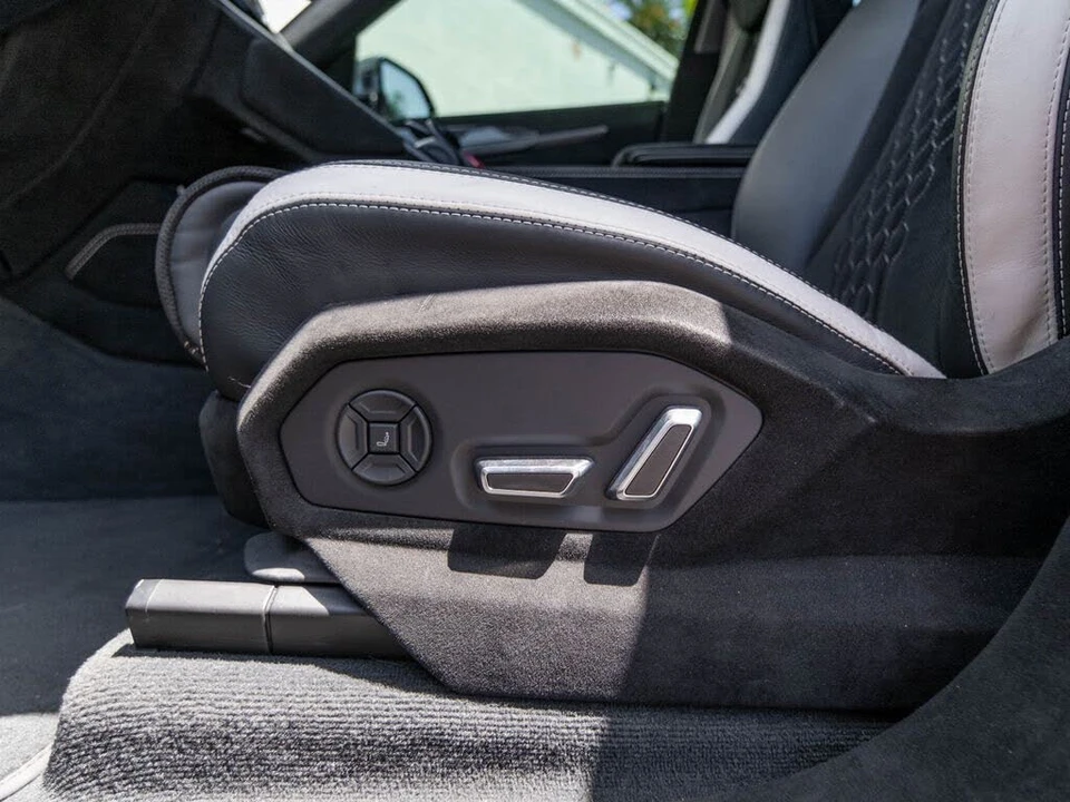 2024 Lamborghini Urus Performante - Image 18 of 31