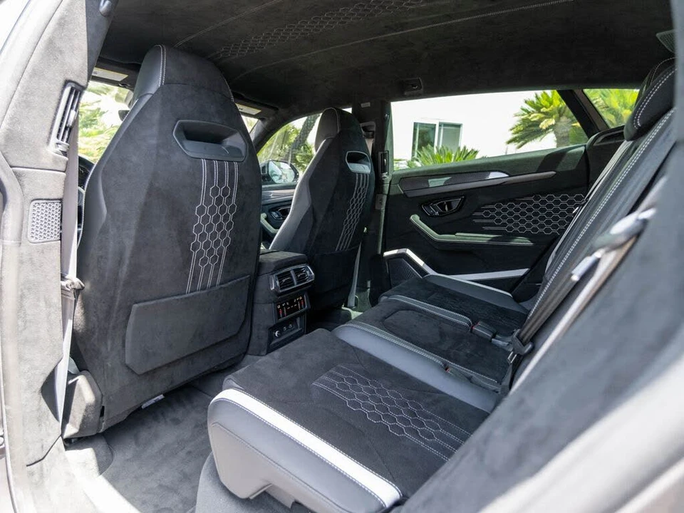 2024 Lamborghini Urus Performante - Image 21 of 31