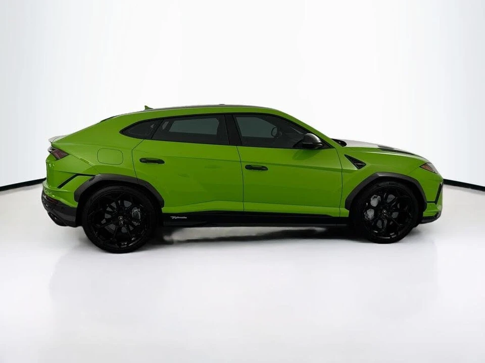 2024 Lamborghini Urus Performante - Image 5 of 31