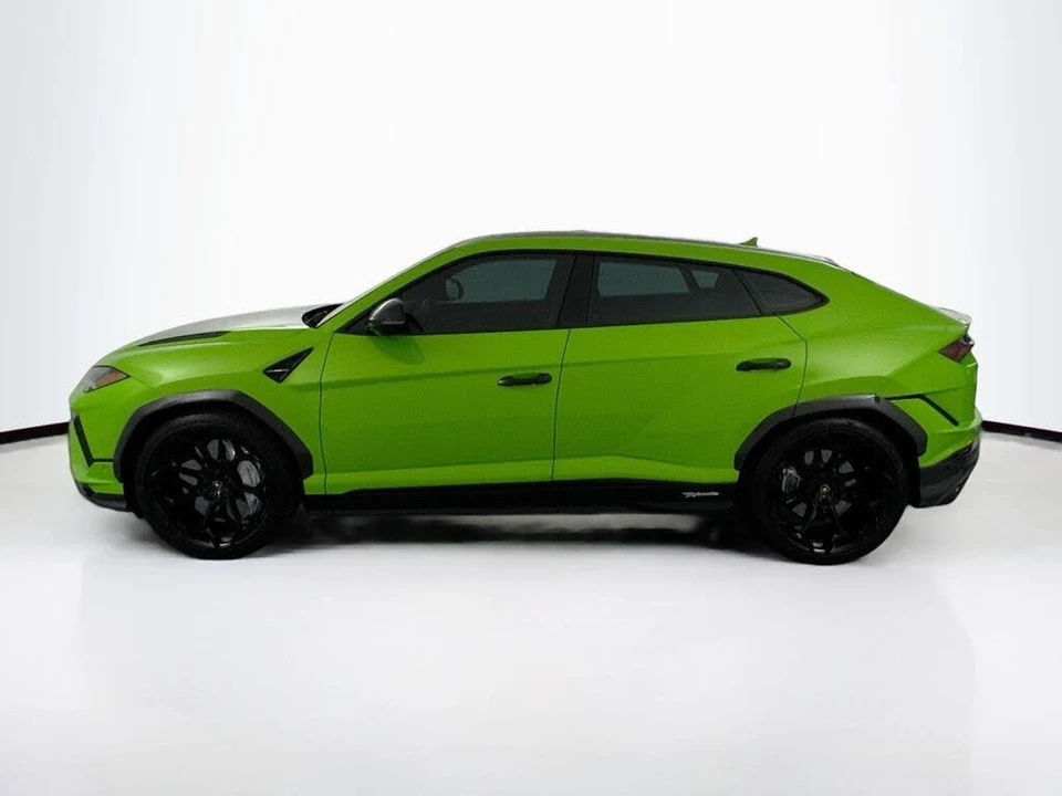 2024 Lamborghini Urus Performante - Image 2 of 31