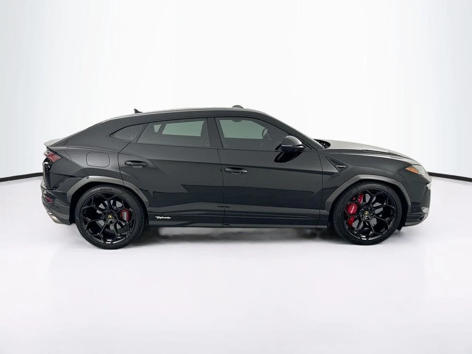 2024 Lamborghini Urus Performante - Image 4 of 31