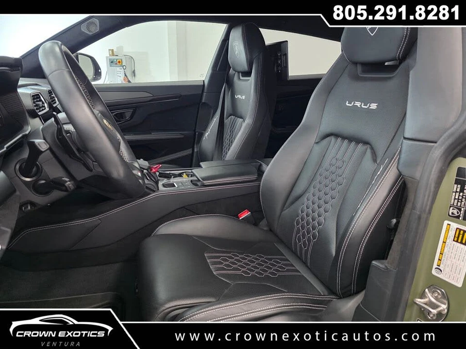 2024 Lamborghini Urus Performante - Image 24 of 31