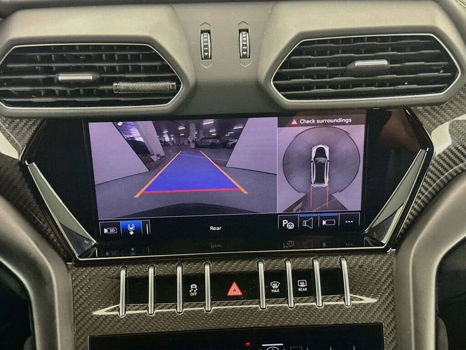 2024 Lamborghini Urus Performante - Image 14 of 31