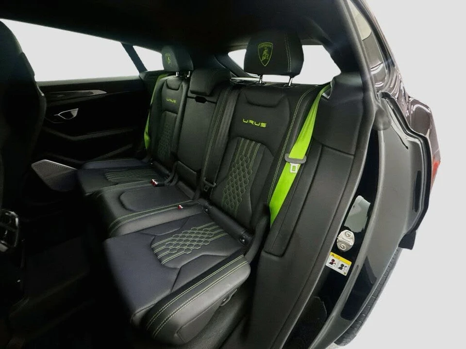 2024 Lamborghini Urus Performante - Image 25 of 31