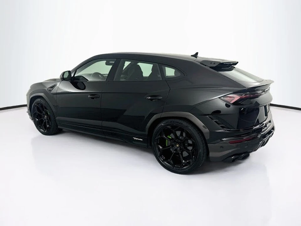 2024 Lamborghini Urus Performante - Image 7 of 31