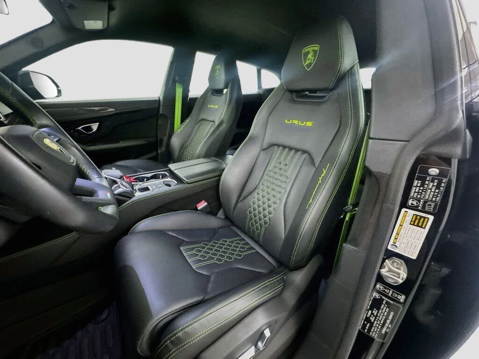 2024 Lamborghini Urus Performante - Image 22 of 31