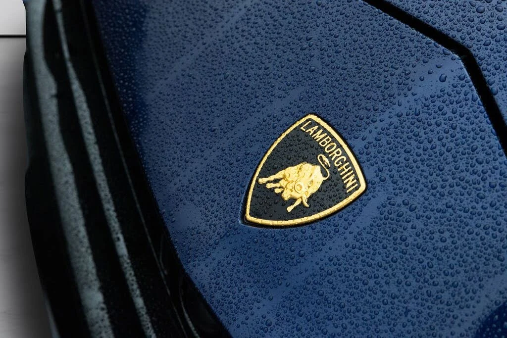 2024 Lamborghini Urus Performante - Image 27 of 31