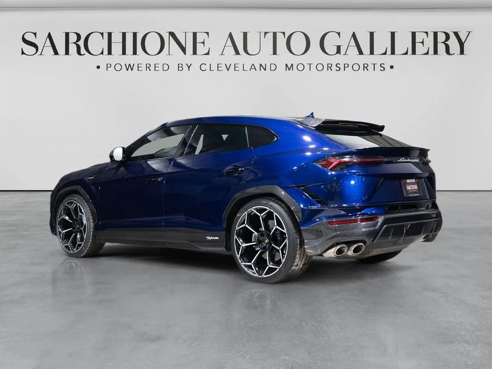 2024 Lamborghini Urus Performante - Image 2 of 31