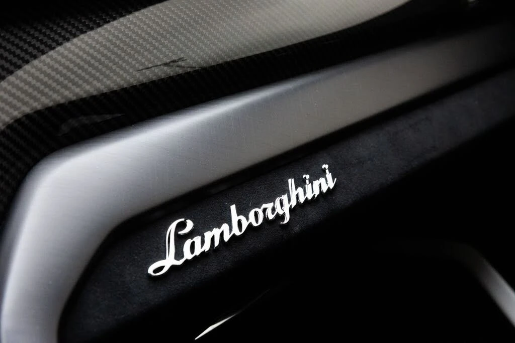 2024 Lamborghini Urus Performante - Image 8 of 31