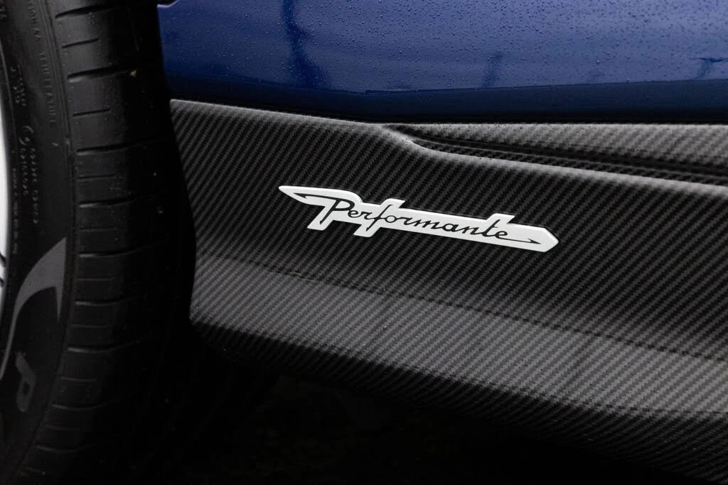 2024 Lamborghini Urus Performante - Image 26 of 31