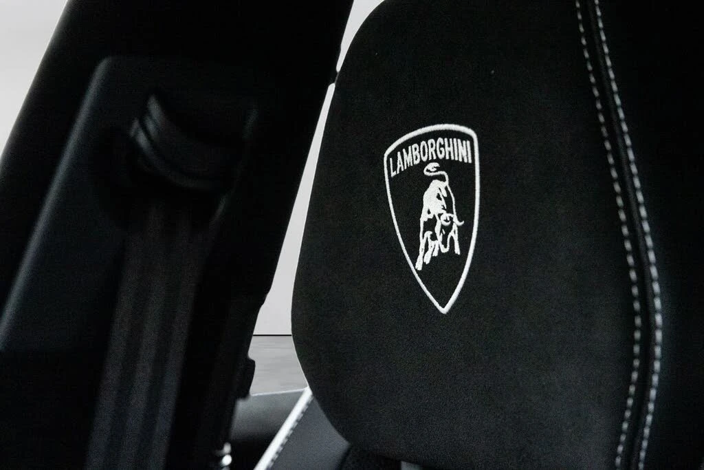 2024 Lamborghini Urus Performante - Image 20 of 31