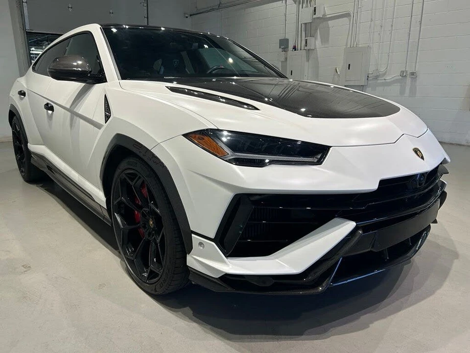 2024 Lamborghini Urus Performante - Image 8 of 31