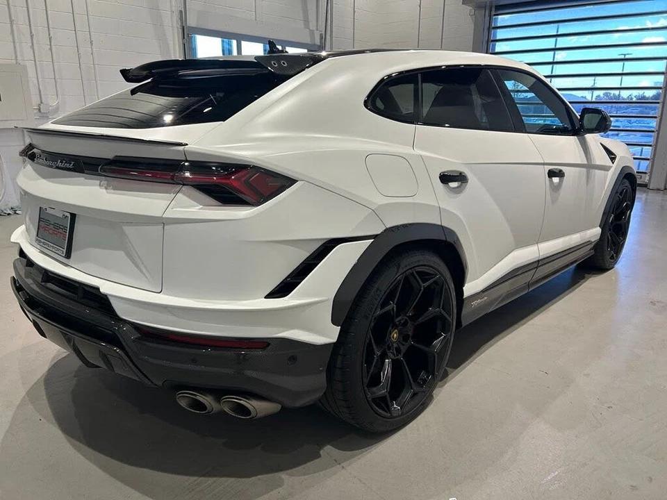 2024 Lamborghini Urus Performante - Image 7 of 31