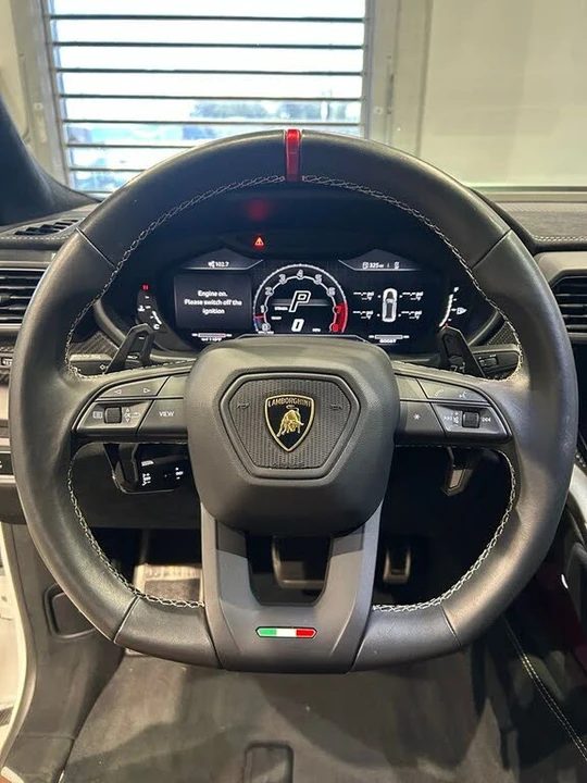 2024 Lamborghini Urus Performante - Image 16 of 31