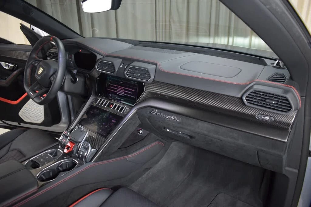 2024 Lamborghini Urus Performante - Image 23 of 31