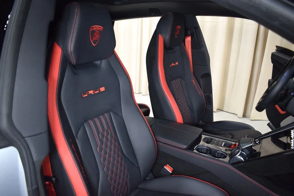 2024 Lamborghini Urus Performante - Image 22 of 31