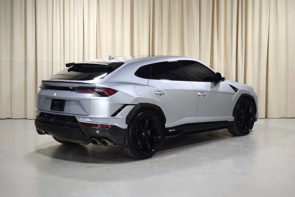 2024 Lamborghini Urus Performante - Image 10 of 31