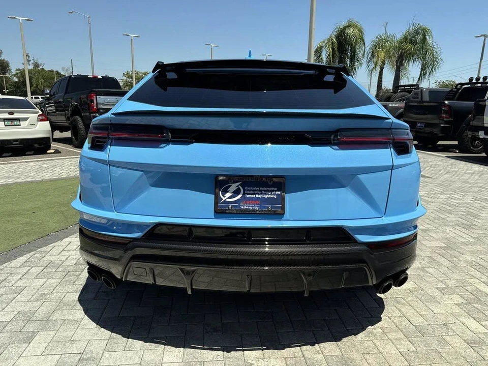 2024 Lamborghini Urus Performante - Image 9 of 31