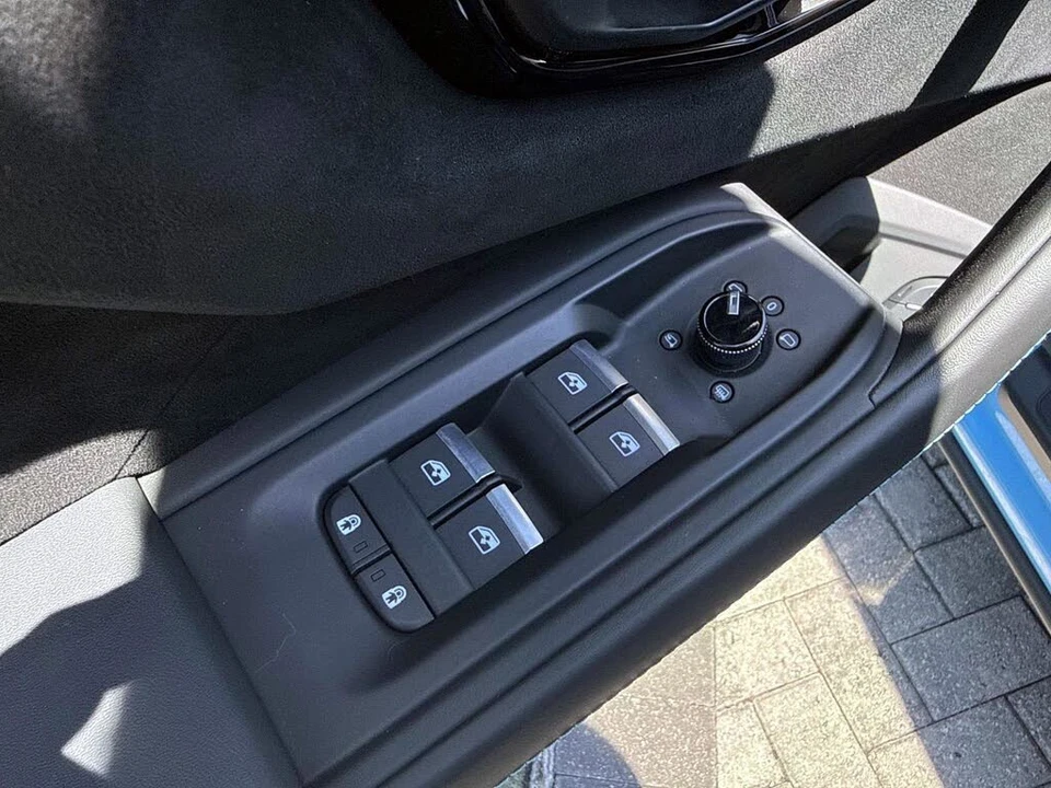 2024 Lamborghini Urus Performante - Image 20 of 31