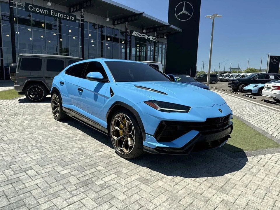 2024 Lamborghini Urus Performante - Image 7 of 31