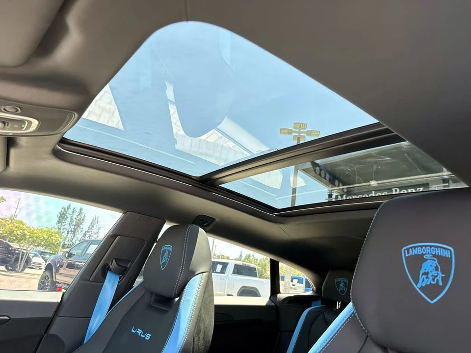2024 Lamborghini Urus Performante - Image 24 of 31