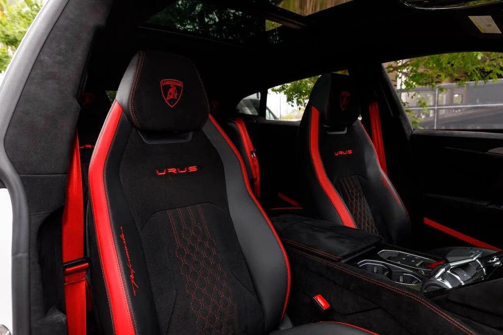 2024 Lamborghini Urus Performante - Image 11 of 31
