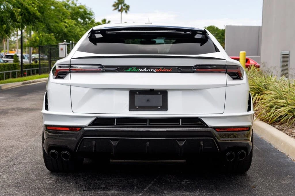 2024 Lamborghini Urus Performante - Image 4 of 31